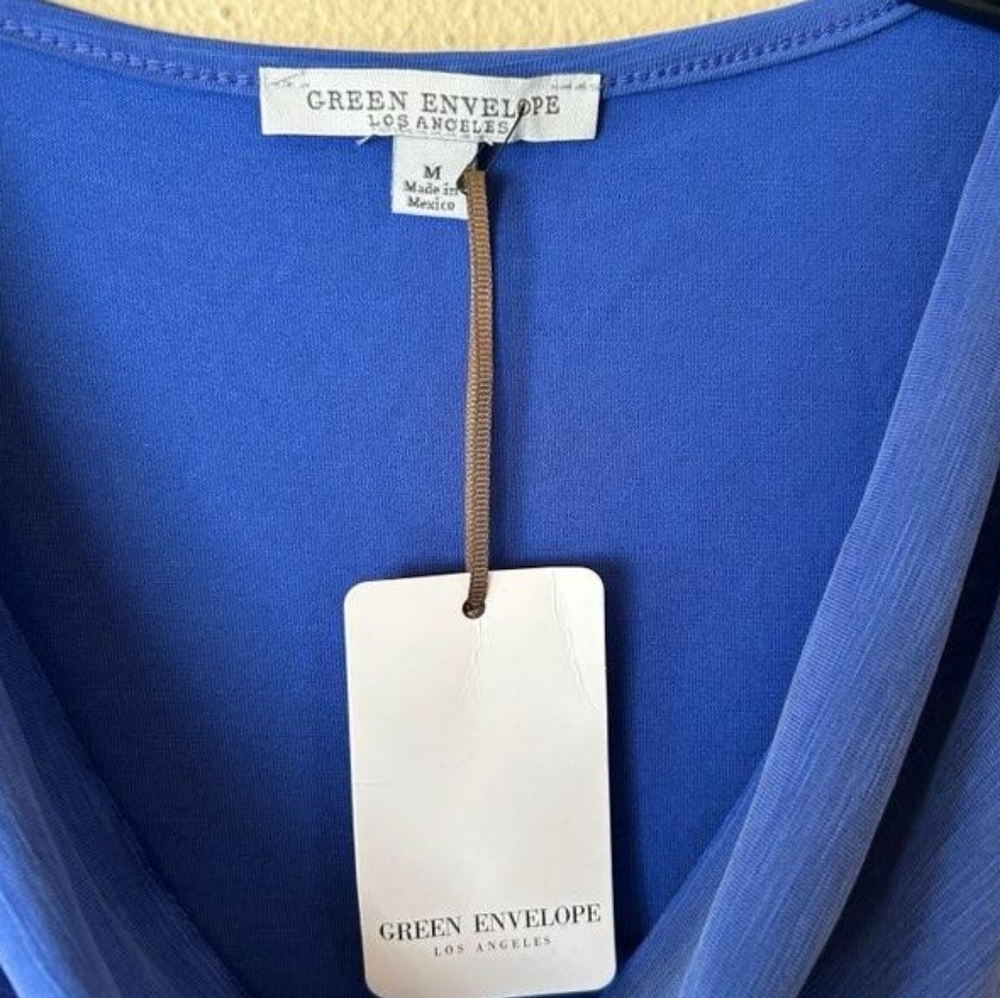 Green Envelope Top - Picture 2 of 4